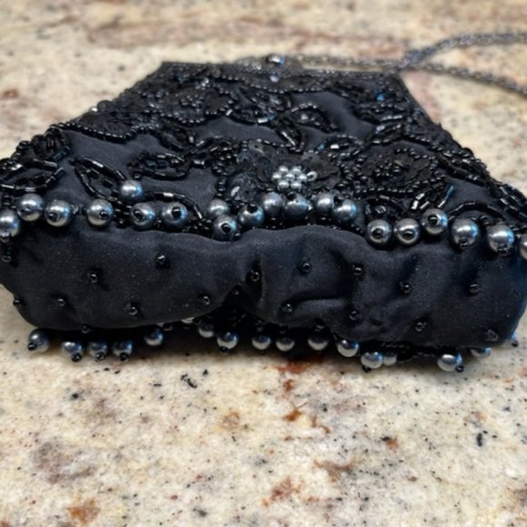 Mini-Purse: Black and Silver Beads, Black Sequins, & Gunmetal Gray Chain Strap - Picture 2 of 15